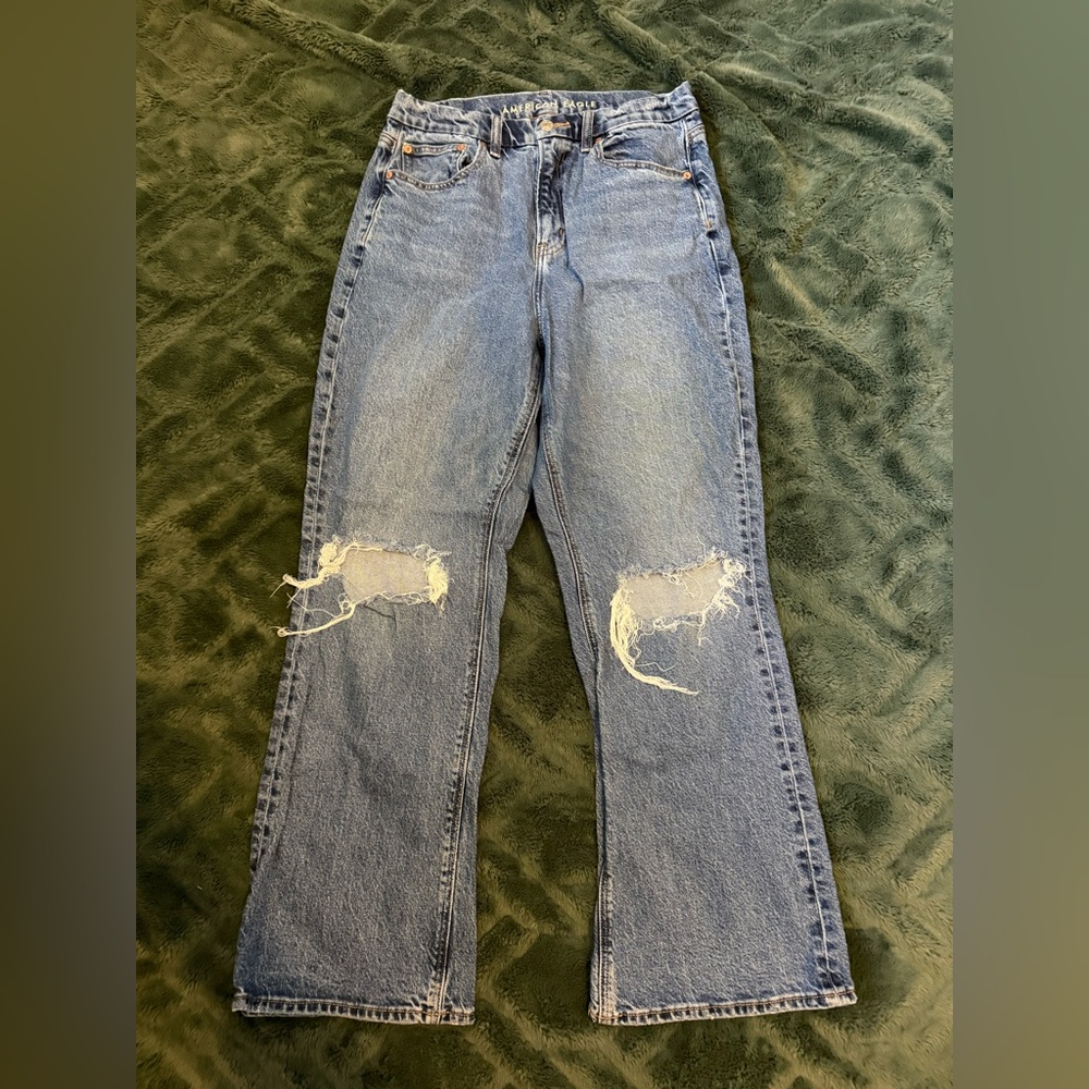 American Eagle blue bootcut jeans with distressed details size 10 SHORT